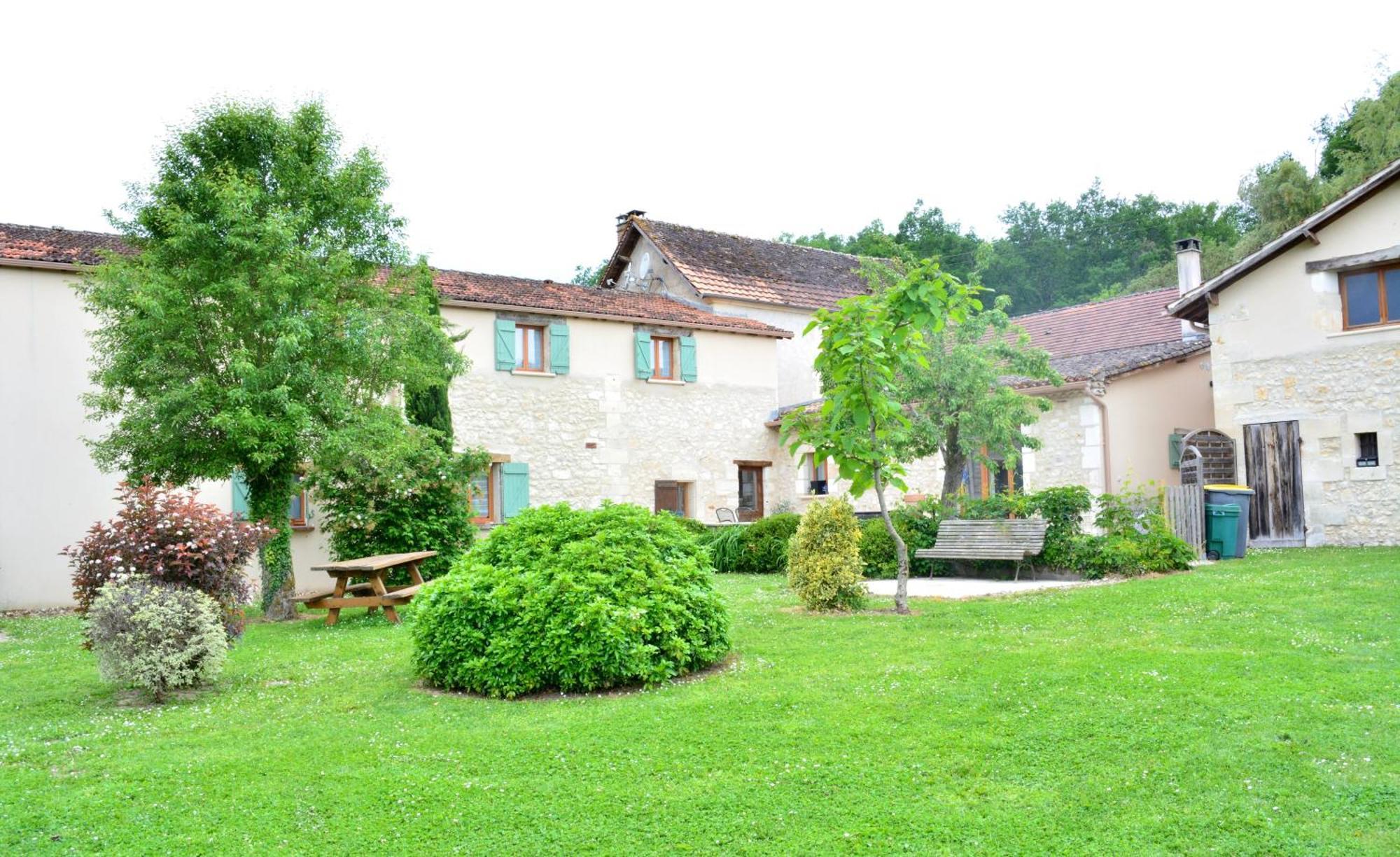 Gites Le Clos Du Verger Maurens  Kültér fotó