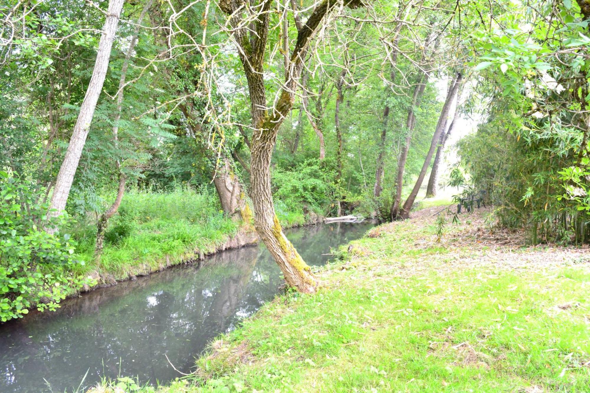 Gites Le Clos Du Verger Maurens  Kültér fotó